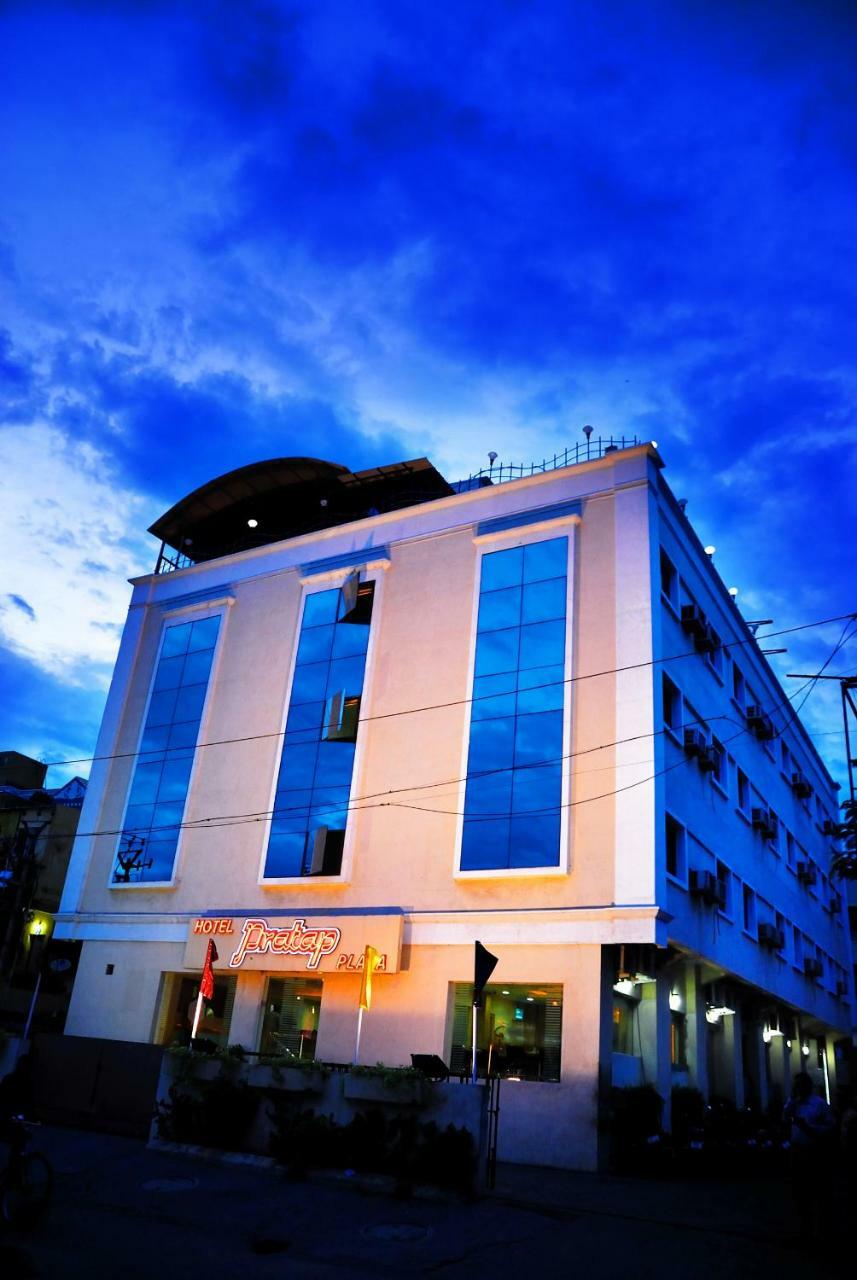 Hotel Sooriya Residency Ченнаи Экстерьер фото